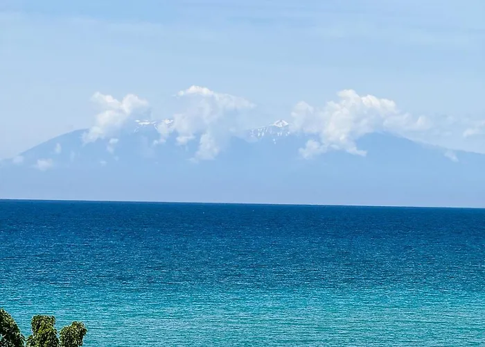 Sofia\'S Seafront House